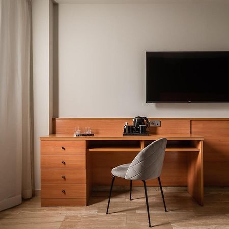 Hotel Sb Express Tarragona Kültér fotó